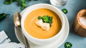 potage-épicé-aux-lentilles-rouges-et-au-fromage-havarti